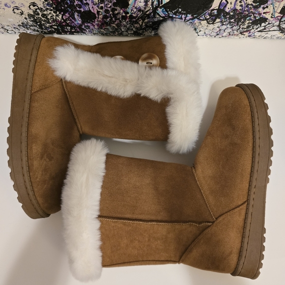 SO Chestnut Abigail Tan Brown Faux Suede Fur Trim Boots Calf Length Size 8.5 - Picture 6 of 17